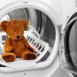 В стирально-сушильных машинках можно стирать не только вещи, но и игрушки